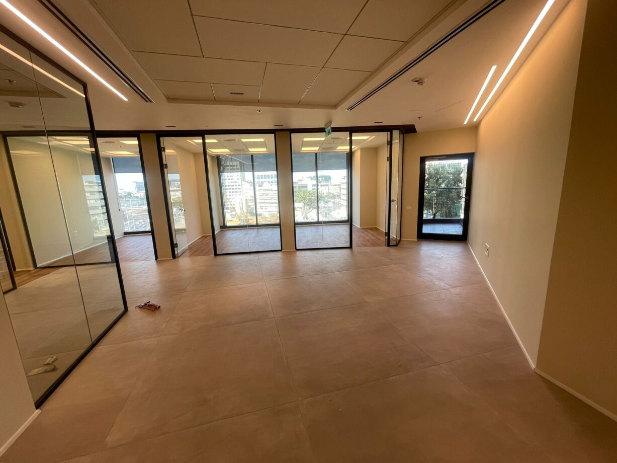 אופן ספייס וחדרים מוארים