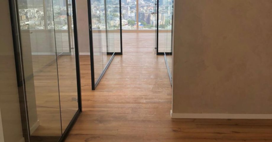 להשכרה משרדים מפוארים בגמר גבוה במתחם העסקים BBC