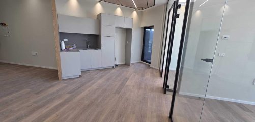 משרדים להשכרה עם מרפסת