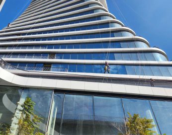 מגדל הפארק מגדל משרדים מפואר וחדש מיקום מצוין ליד הרכבת.