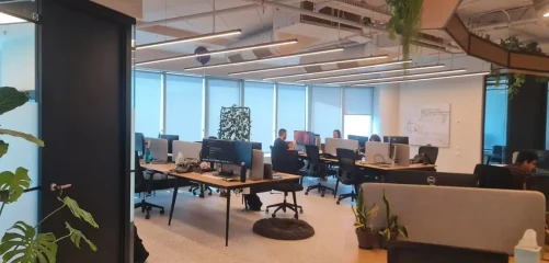משרדים מעוצבים להשכרה 425 מ"ר במגדל יוקרתי