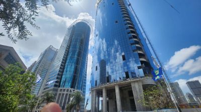 משרדים למכירה במגדל אייקון היוקרתי